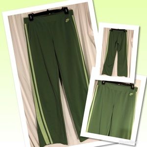 Green Nike pants medium